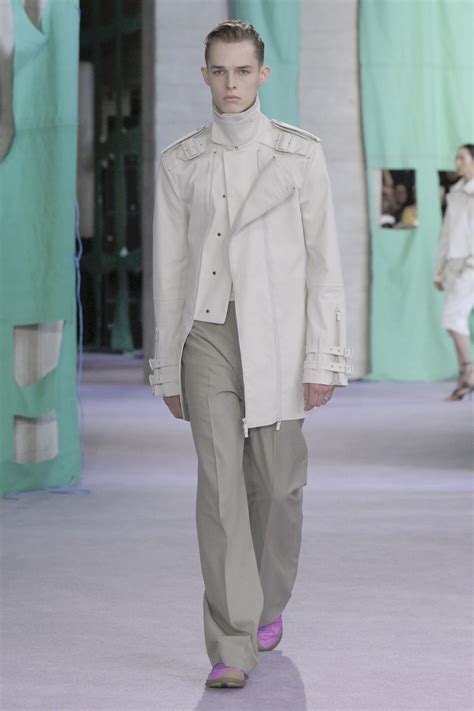 wwd burberry